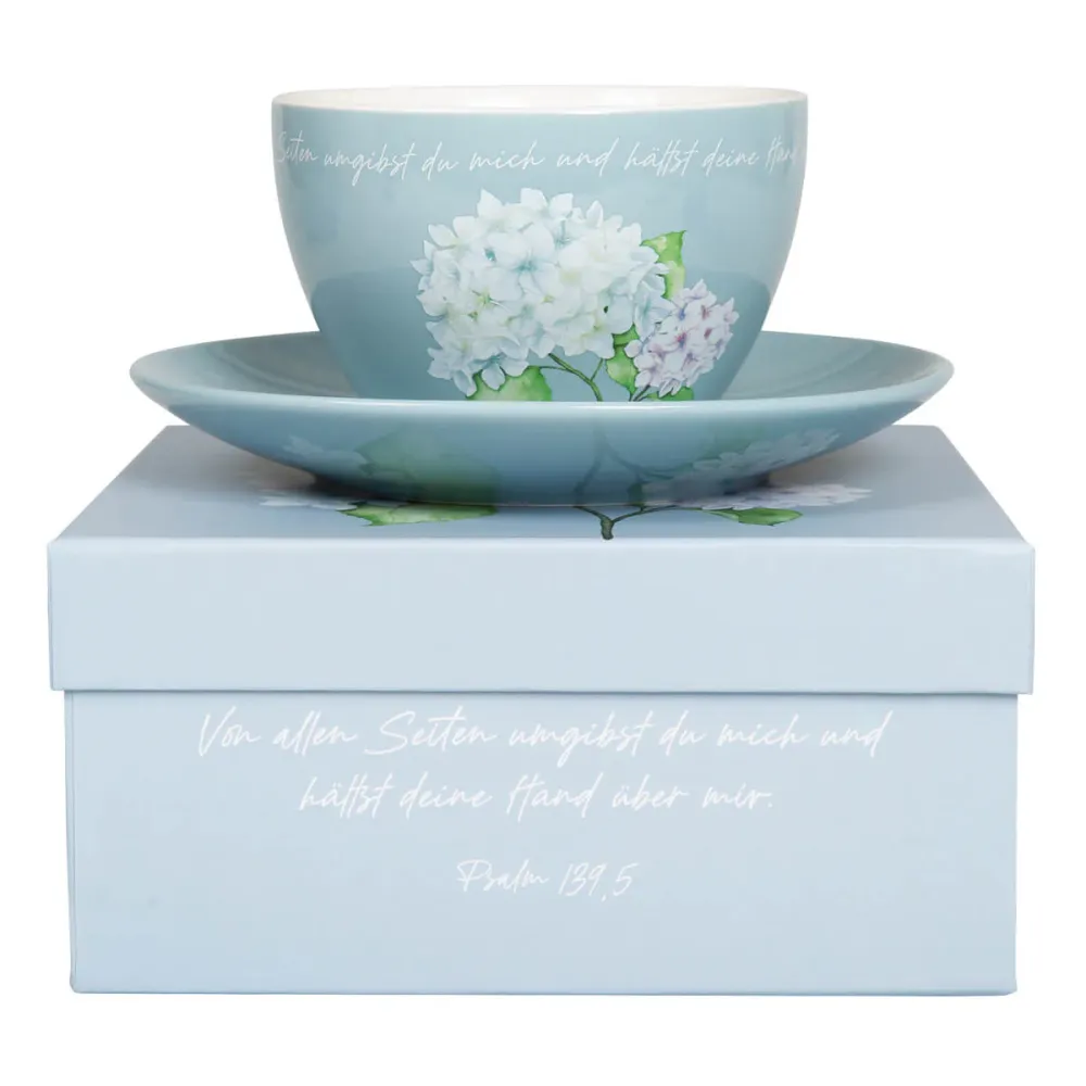 Tasse mit Untertasse - Von allen Seiten umgibst du mich - 250ml, blau Motiv Hortensie