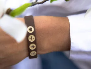 THE FOUR - Armband Brownie 150 mm