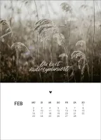 Kalender Zweitausendsechsundzwanzig - Tischkalender mit Holzaufsteller