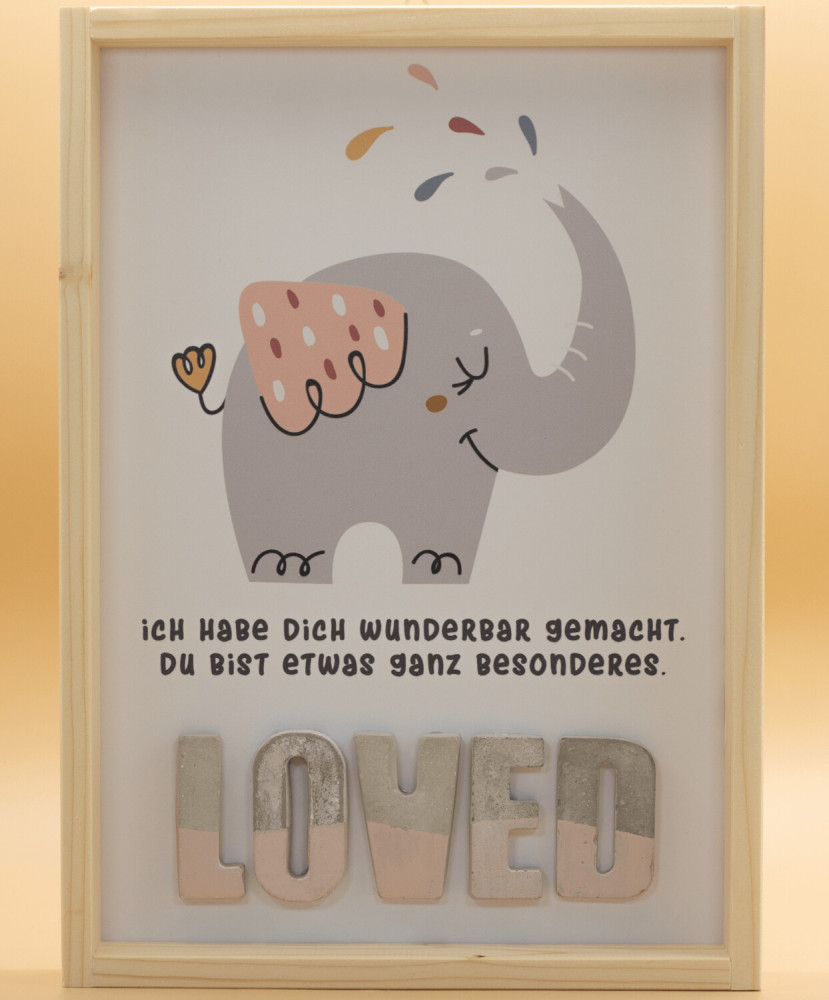 Cementini Wandbild A4 LOVED Elefant - Aus Holz und Betonbuchstaben